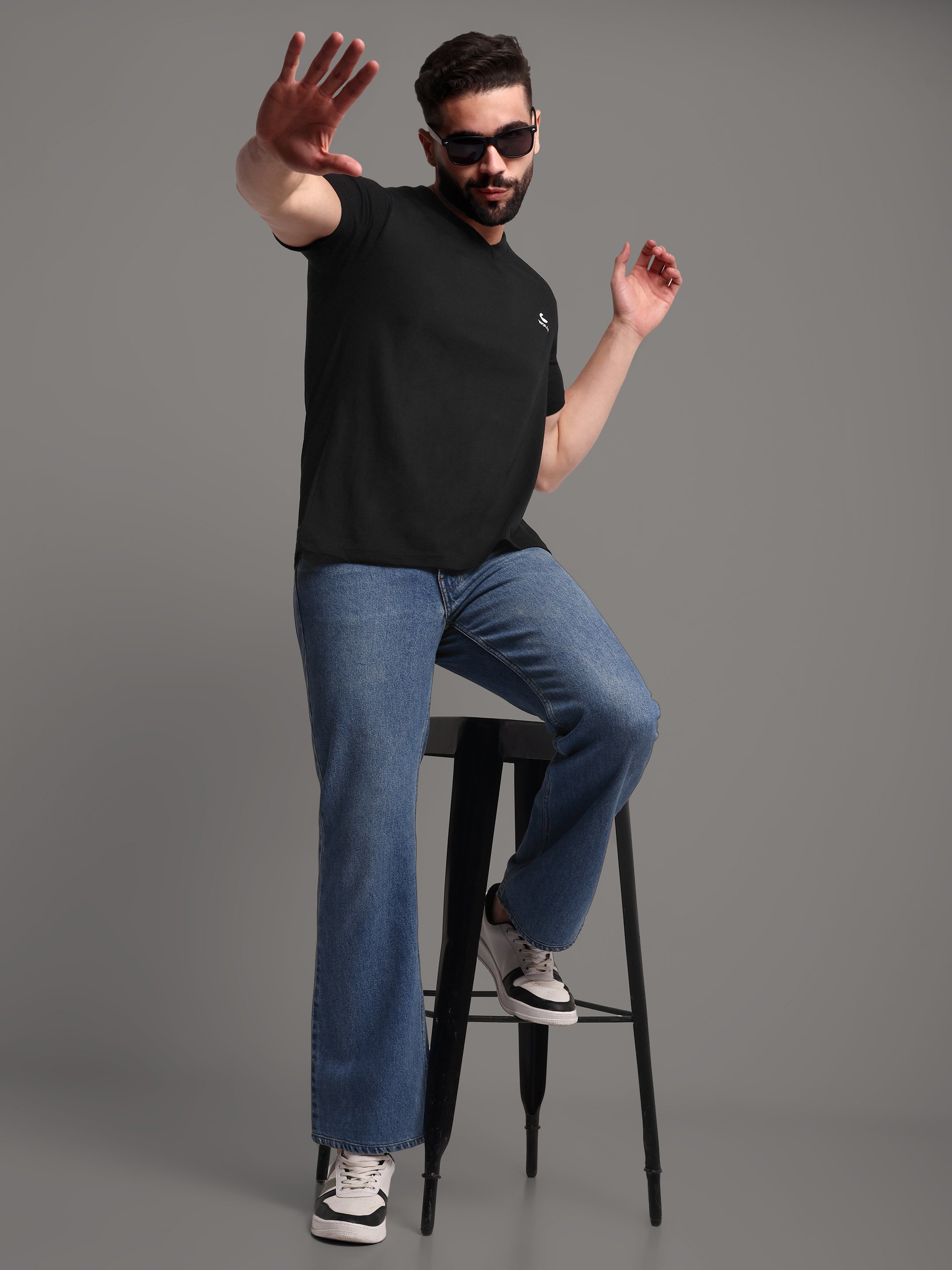 Pure Cotton solid V Neck T-Shirt for Men